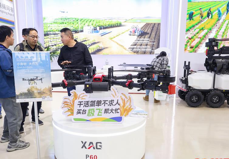 農(nóng)機農(nóng)藝深融合——湖南2026年農(nóng)用無人駕駛航空器操作技能培訓(xùn)班圓滿收官